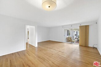 1570 Via Capri in Laguna Beach, CA - Building Photo - Building Photo