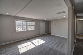 4606 Woodvery Dr in Liberty, NC - Building Photo - Building Photo