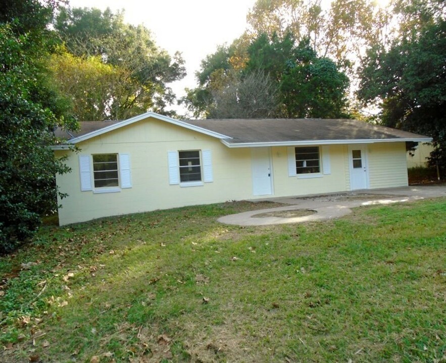 34918 Caller Ave in Dade City, FL - Building Photo