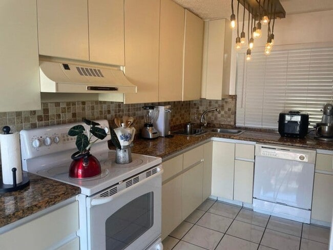 property at 1592 Springside Dr