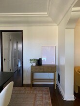 1226 S Orange Grove Ave, Unit 1226 in Los Angeles, CA - Building Photo - Building Photo