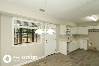 8070 Linda Ct, Unit 470 in Jonesboro, GA - Building Photo - Building Photo