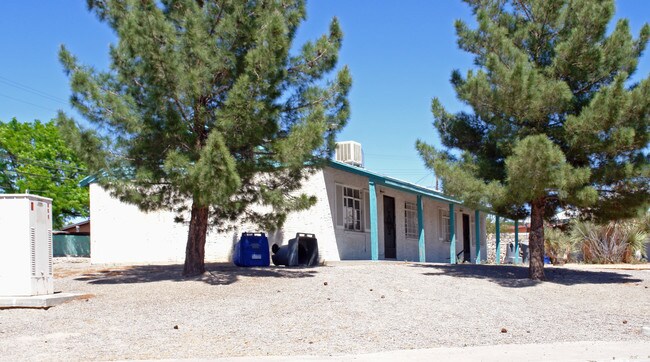 1510 St Johns Dr in El Paso, TX - Building Photo - Building Photo