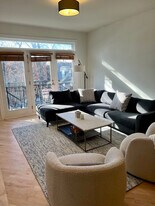 2212 W Huron St, Unit 2 in Chicago, IL - Building Photo