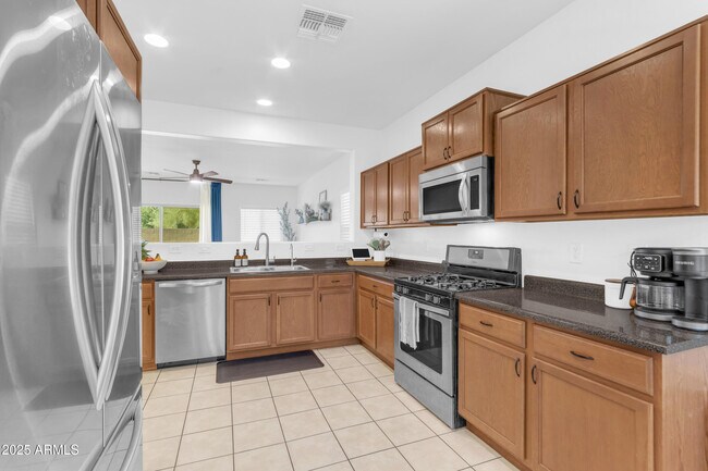 7566 W Congressional Way in Florence, AZ - Building Photo - Building Photo