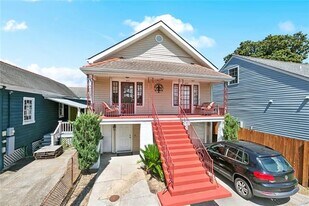 611 Pacific Ave in New Orleans, LA - Building Photo