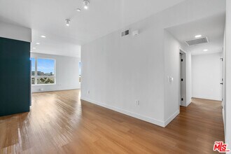 10601 Washington Blvd in Culver City, CA - Building Photo - Building Photo
