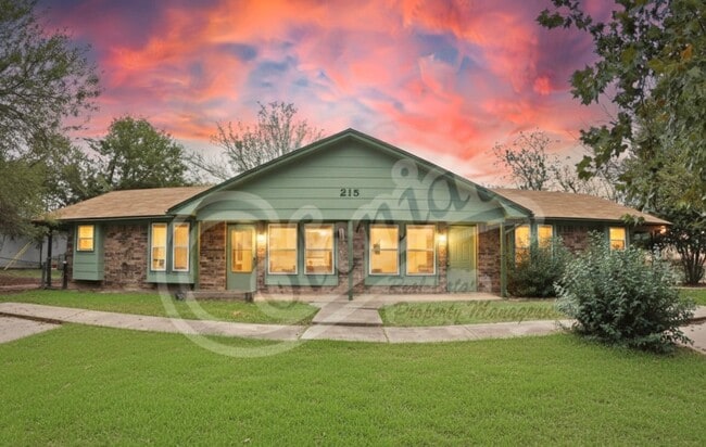 property at 215 E Robin Ln