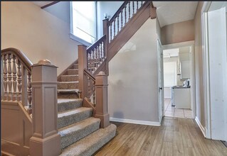 578 Considine Ave in Cincinnati, OH - Building Photo - Building Photo