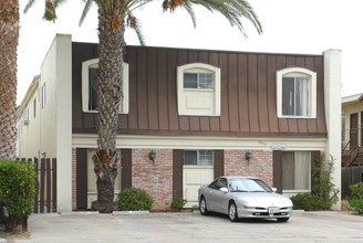 Idaho Street Apartments in San Diego, CA - Building Photo - Building Photo