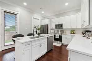 8541 Victory Dr in Chalmette, LA - Building Photo - Building Photo