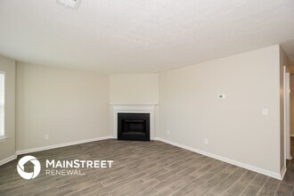 7985 E Field Dr in Douglasville, GA - Building Photo - Building Photo