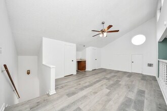 129 Tarpon St in Hitchcock, TX - Building Photo - Building Photo