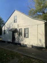 12411 Harvard Ave in Cleveland, OH - Foto de edificio - Building Photo