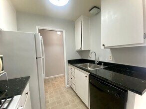 38500 Paseo Padre Pkwy in Fremont, CA - Building Photo - Building Photo