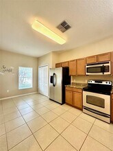 4057 Winding Vine Dr in Lakeland, FL - Building Photo - Building Photo