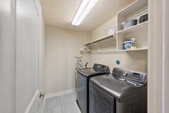 4922 Mountain Maple Trl in Rosenberg, TX - Foto de edificio - Building Photo