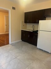 77-22 76th St in Queens, NY - Building Photo - Building Photo