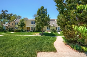 13204 E Linvale Pl in Aurora, CO - Building Photo - Building Photo