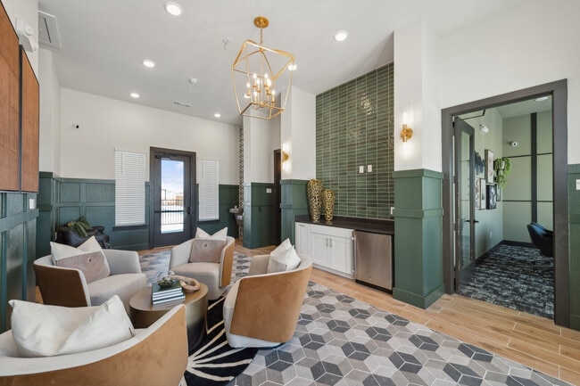 Ascend on Potranco in San Antonio, TX - Foto de edificio - Building Photo