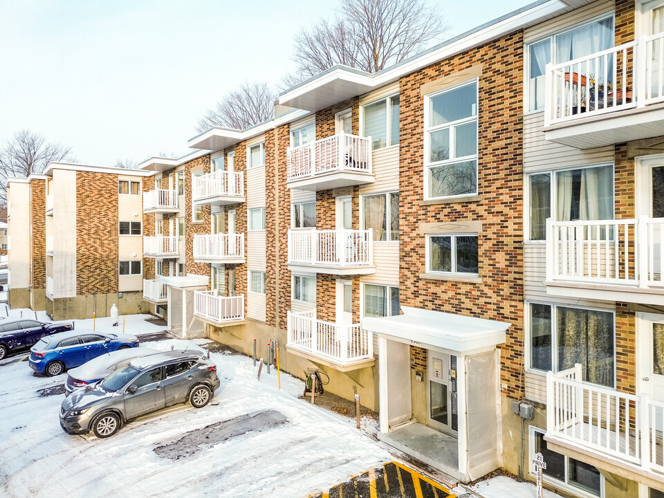 6350 Isaac-Bédard Av in Québec, QC - Building Photo