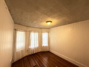 32 Clark St in Malden, MA - Building Photo - Building Photo