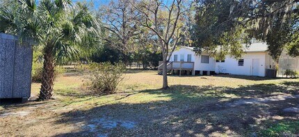 1708 E Wheeler Rd in Seffner, FL - Building Photo - Building Photo