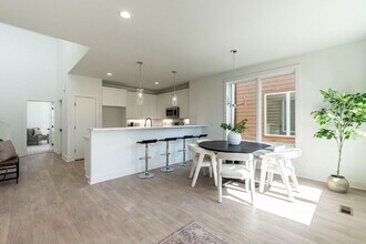 620 Walnut Hts Dr in Raleigh, NC - Building Photo - Building Photo