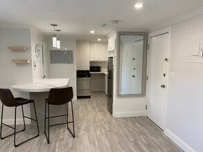 210 Hillside Ave in Needham, MA - Building Photo - Building Photo