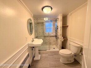 324 Crown Ave in Scranton, PA - Building Photo - Building Photo