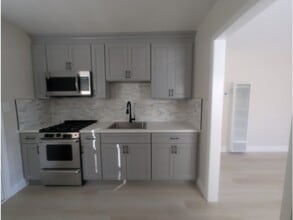 27 Sunset Dr in Antioch, CA - Building Photo - Building Photo