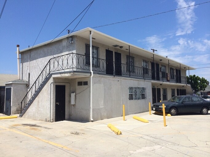 1012 W 109th Pl in Los Angeles, CA - Building Photo