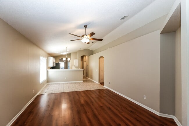 8646 Persea Ct in Trinity, FL - Building Photo - Building Photo
