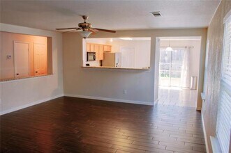 5213 Mirror Lake Dr in Haltom City, TX - Building Photo - Building Photo