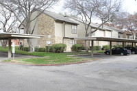 Prestonwood Green Condos in Dallas, TX - Foto de edificio - Building Photo