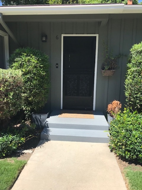 property at 374 Carroll Park E
