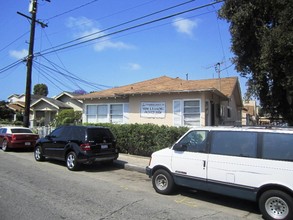 905 Alamitos Ave in Long Beach, CA - Building Photo - Building Photo