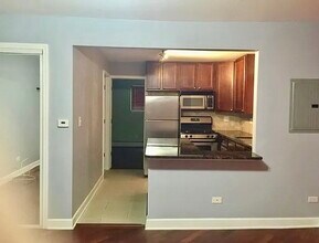 2530 W Foster Ave in Chicago, IL - Building Photo - Building Photo