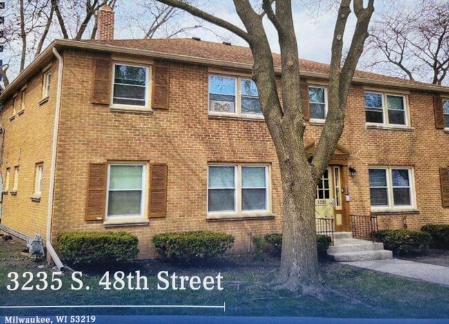 property at 3235 S 48th St