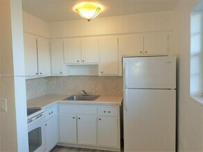 720 NW 27th Ct in Miami, FL - Building Photo - Building Photo
