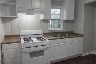 661 Coleman Ln in Macon, GA - Building Photo - Building Photo