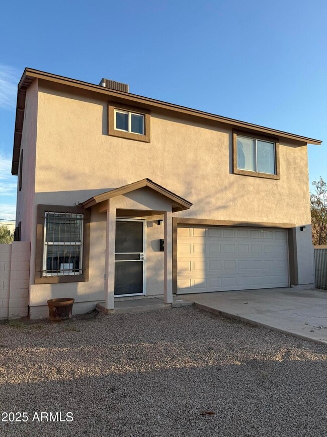 property at 929 W Cocopah St