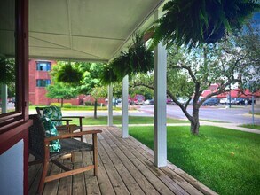 402 E State St in Traverse City, MI - Building Photo - Building Photo