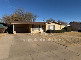 3708 24th St in Lubbock, TX - Building Photo