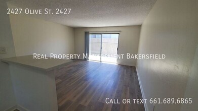 2427 Olive St in Bakersfield, CA - Building Photo - Building Photo