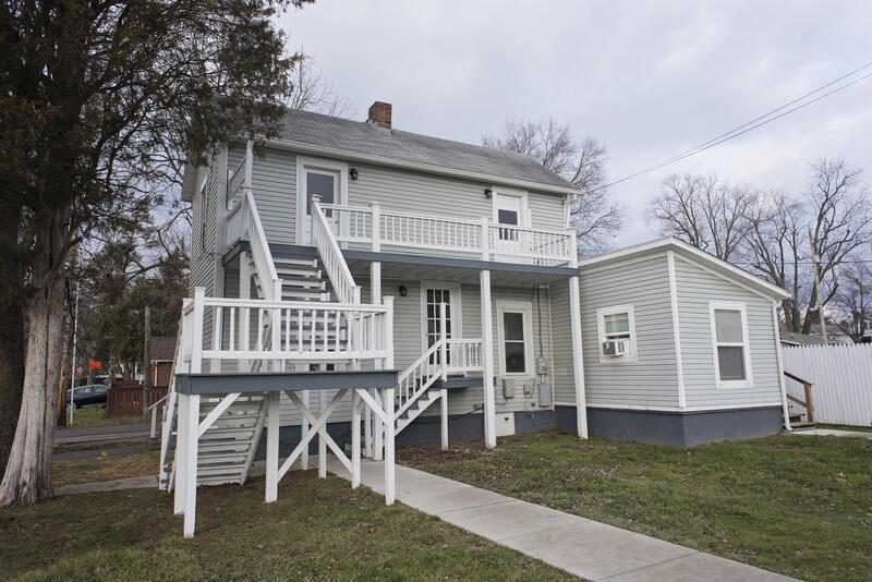 17 Campbell St in Athens, OH - Building Photo