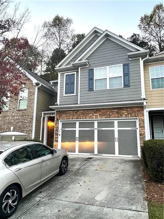 2574 Pierce Brennen Ct NE in Lawrenceville, GA - Building Photo