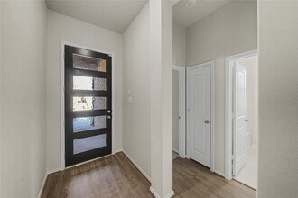 1207 Carswell Grove Dr in Missouri City, TX - Building Photo - Building Photo