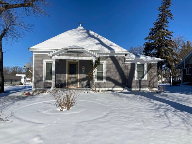 property at 701 Clark St