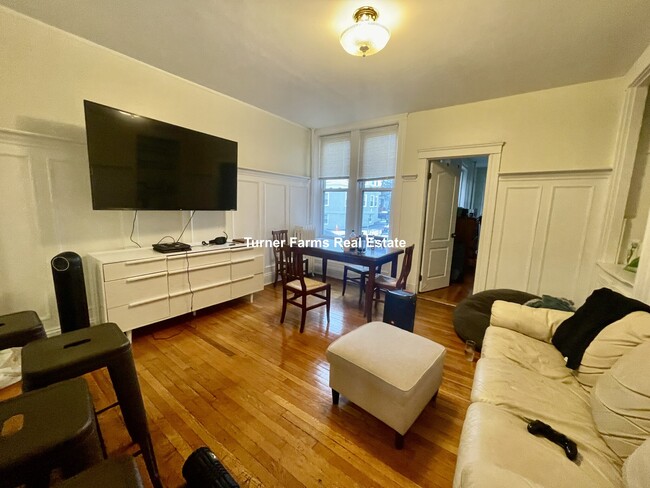 113 Commonwealth Ave, Unit 1130 Comwlth unit 2